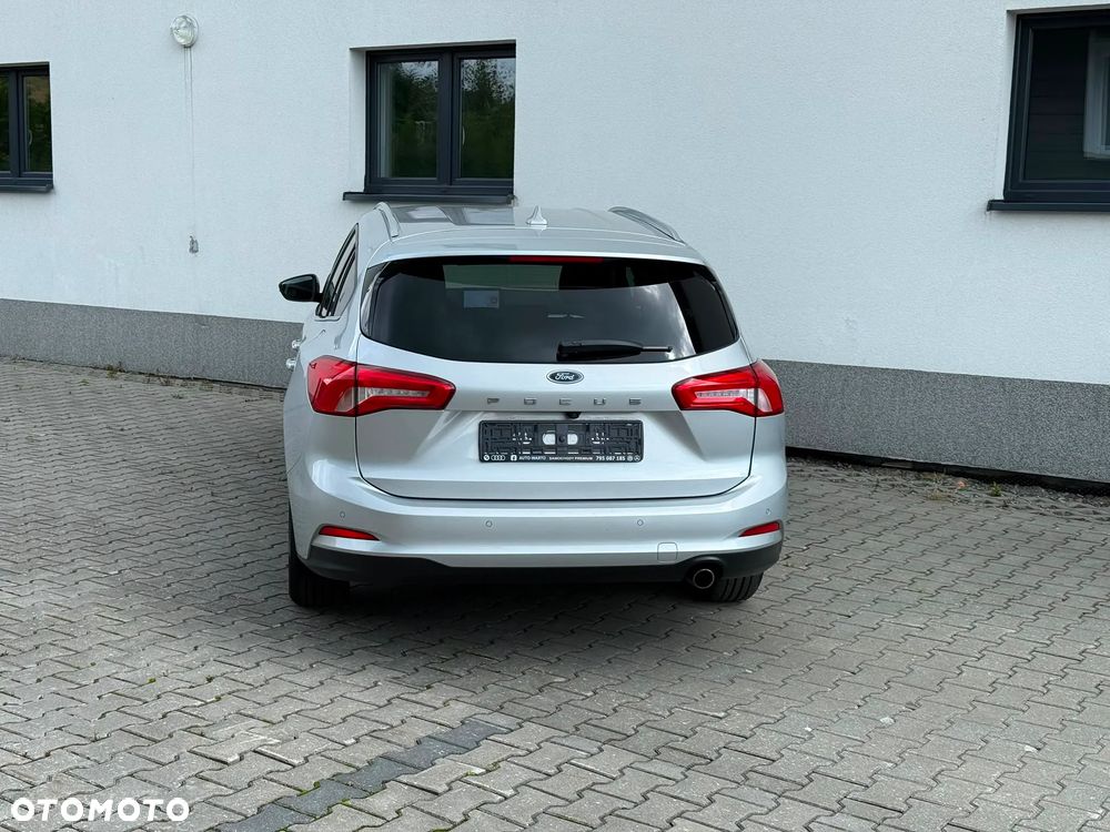 Ford Focus - 6