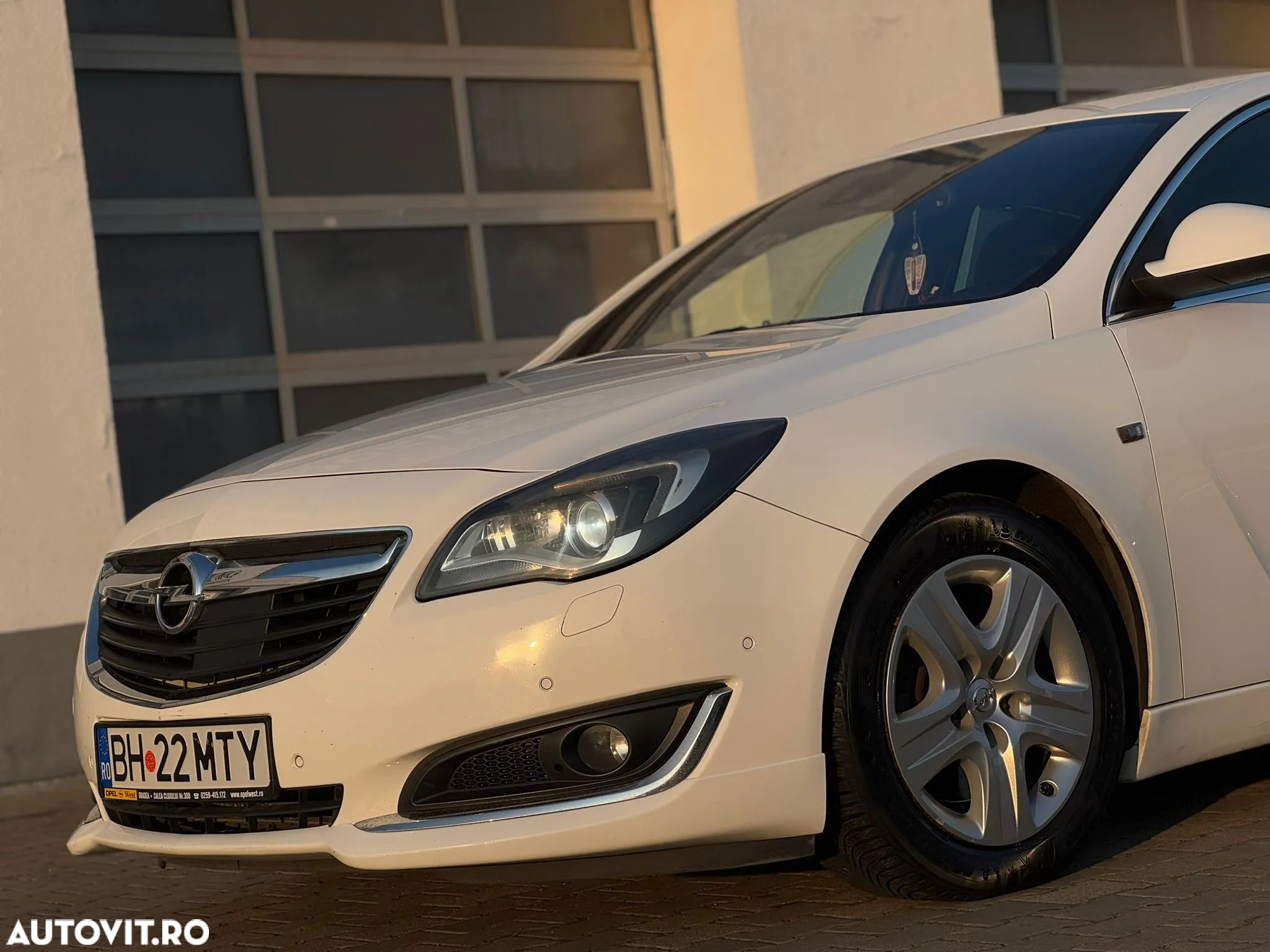 Opel Insignia 2.0 Turbo ECOTEC 4X4 Cosmo Aut. - 1