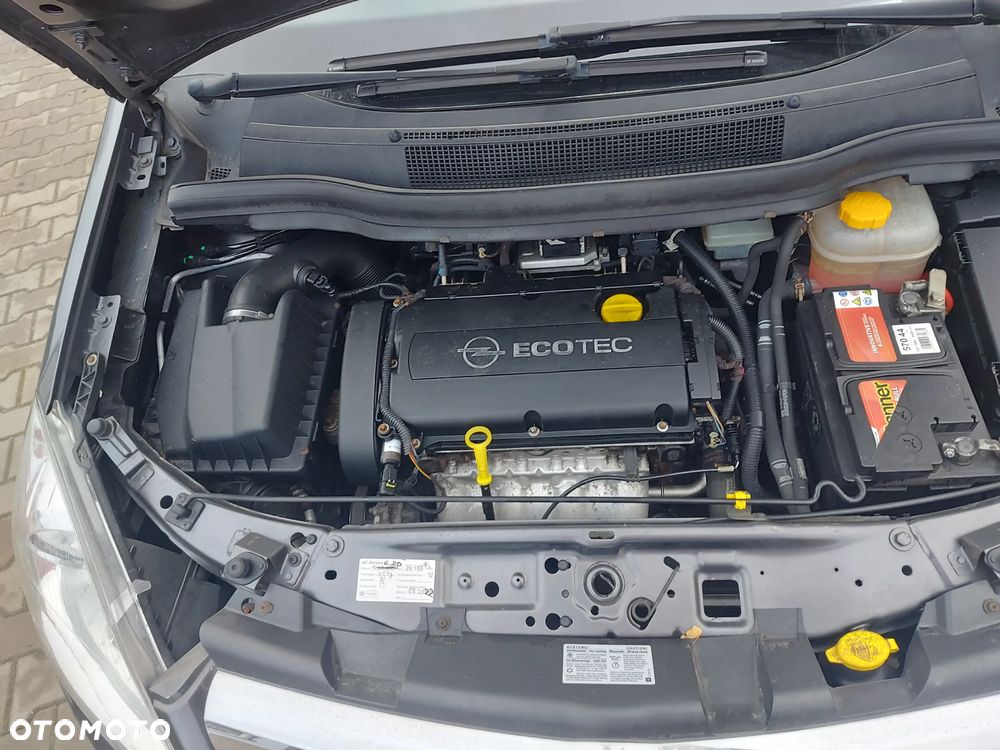 Opel Zafira 1.8 Edition 111 Jahre - 13