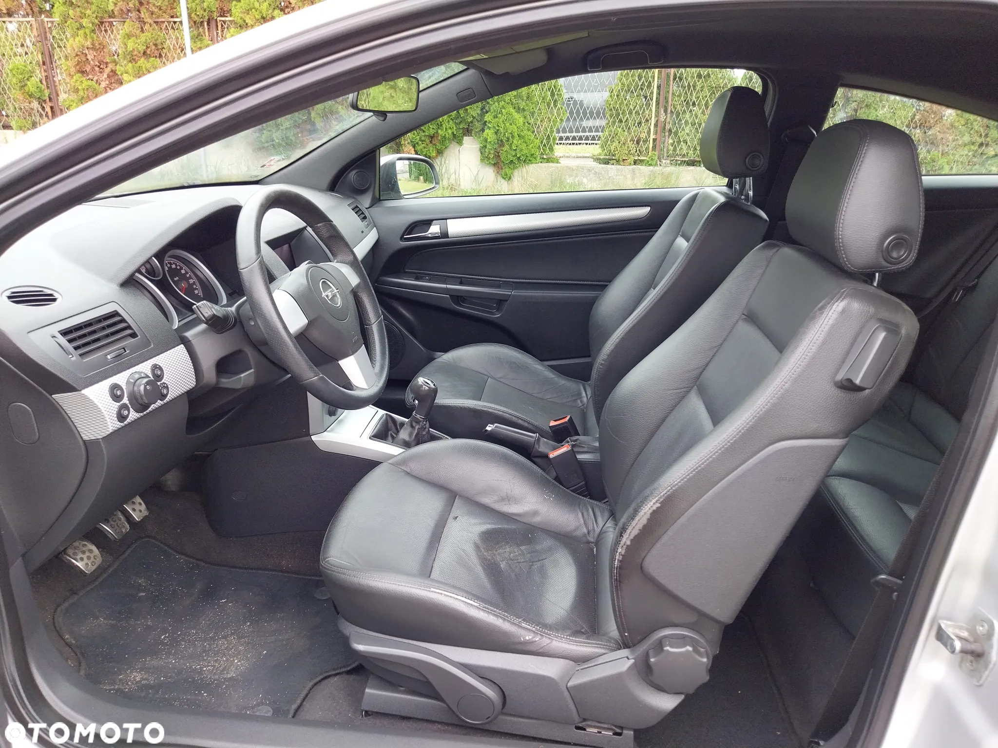 Opel Astra GTC 1.8 Sport - 15
