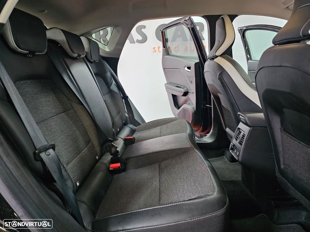 Renault Captur 1.6 E-Tech Full Hybrid Evolution - 13