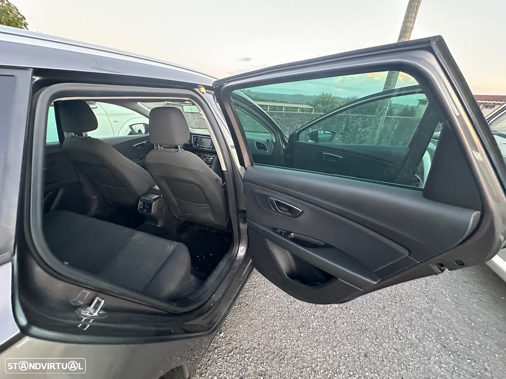 SEAT Leon ST 1.6 TDI Style Ecomotive - 29