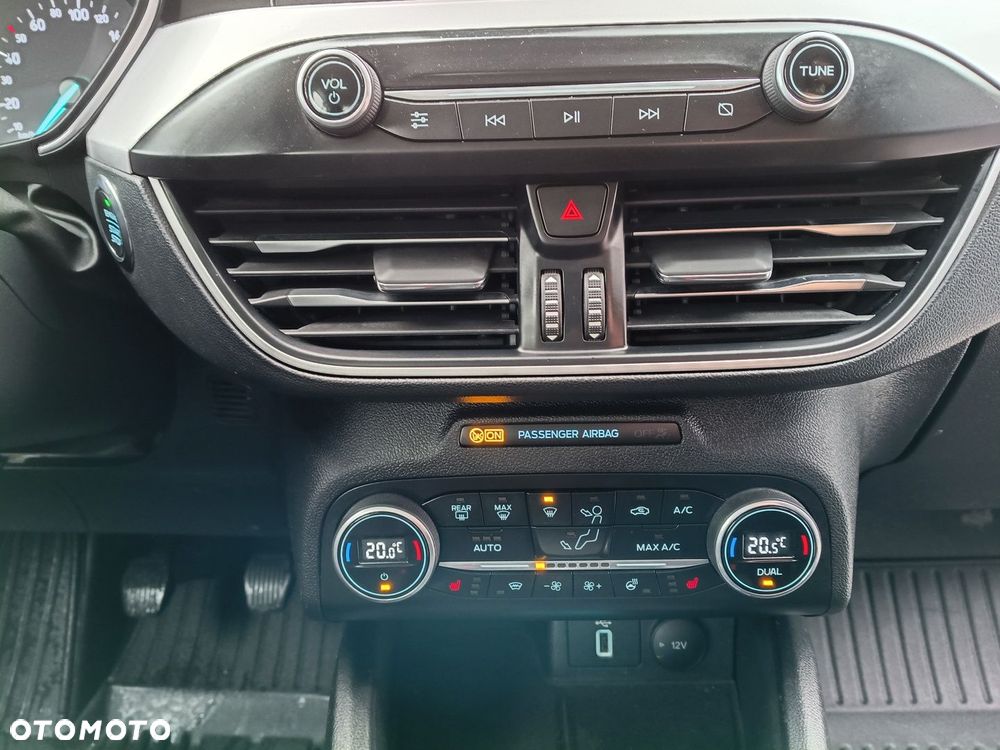 Ford Focus 1.5 EcoBlue Titanium - 12