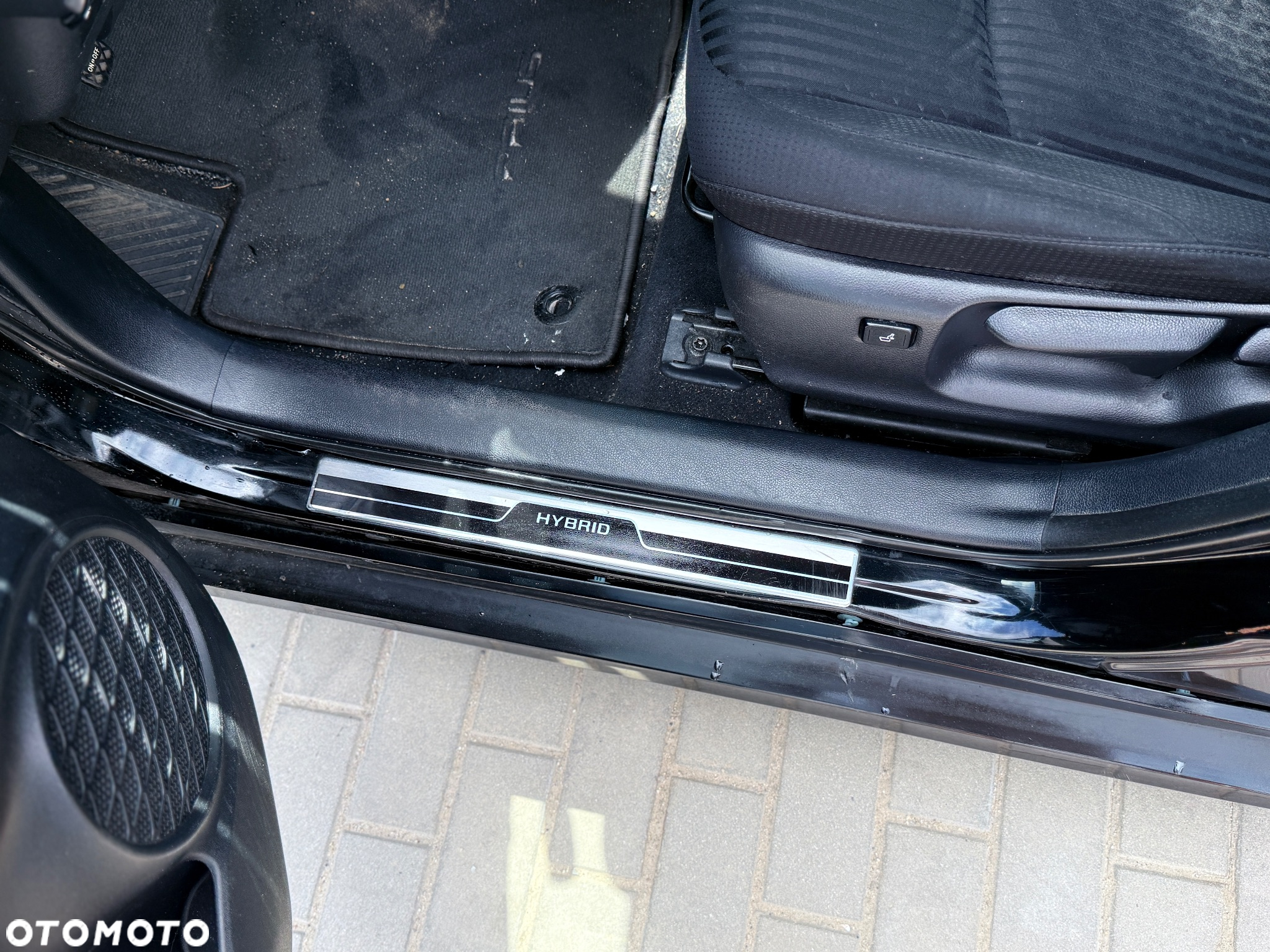 Toyota Prius 1.8 Hybrid Executive - 16