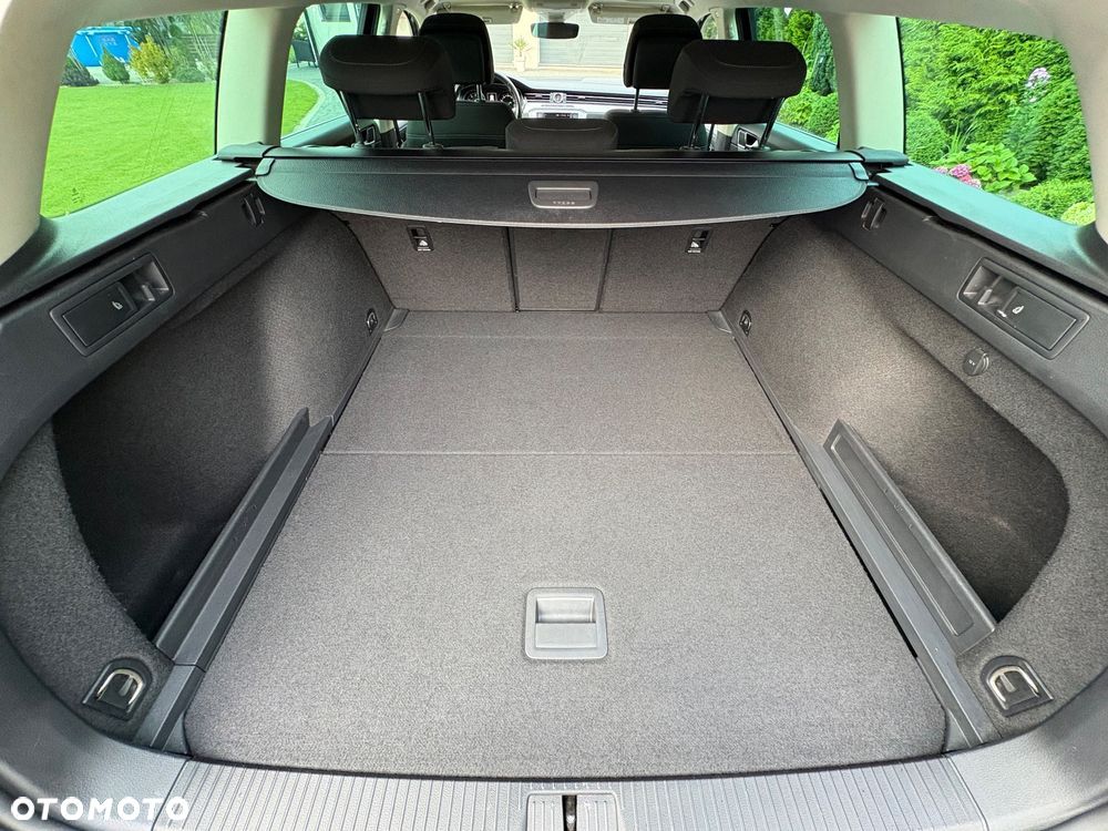 Volkswagen Passat Variant 1.8 TSI (BlueMotion Technology) DSG Highline - 11