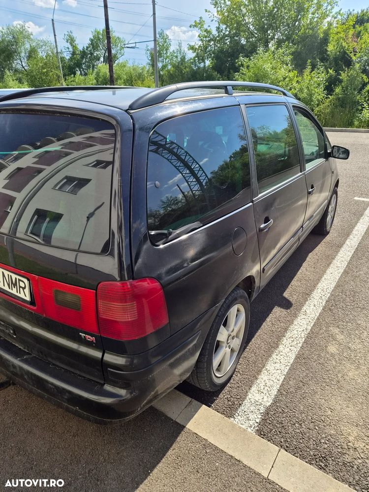 Volkswagen Sharan 1.9TDI Trendline - 5