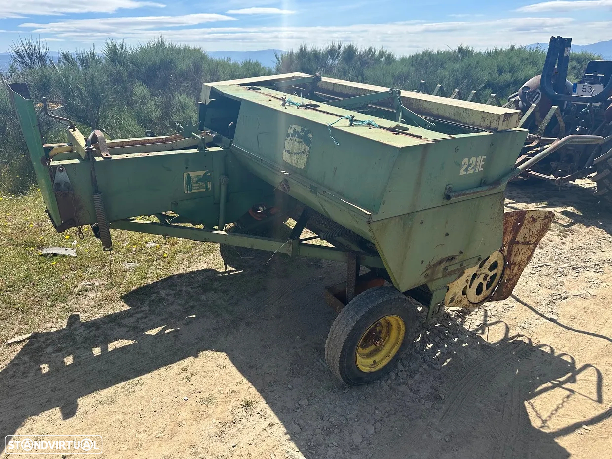 Enfardadeira John Deere para Peças - 3