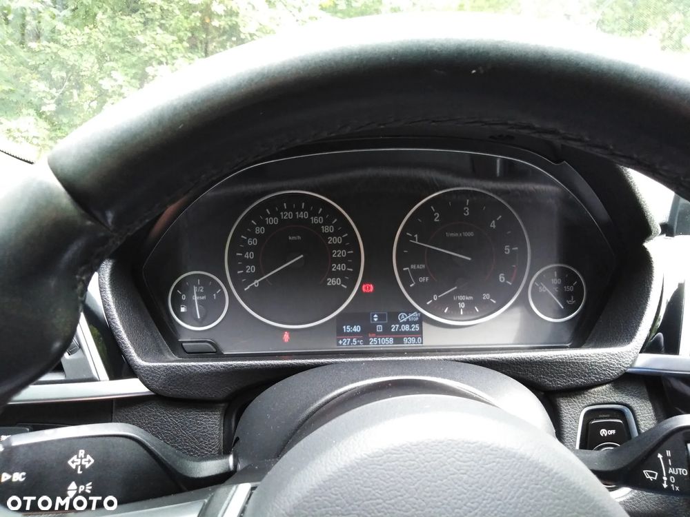 BMW Seria 3 318d Sport Line - 14