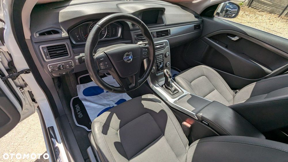 Volvo V70 - 11