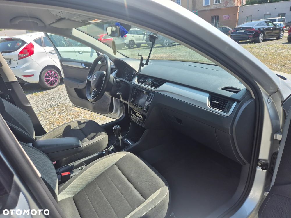 Skoda RAPID 1.6 TDI DPF Active - 23