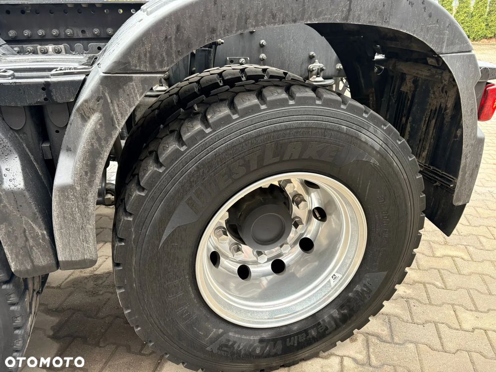 Volvo FH750 6x4 Euro 6, dwuobwodowa hydraulika - 37