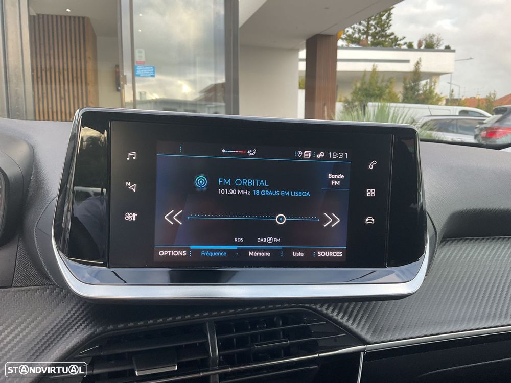 Peugeot 2008 1.2 PureTech Active Pack - 23