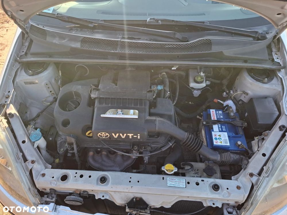 Toyota Yaris - 13