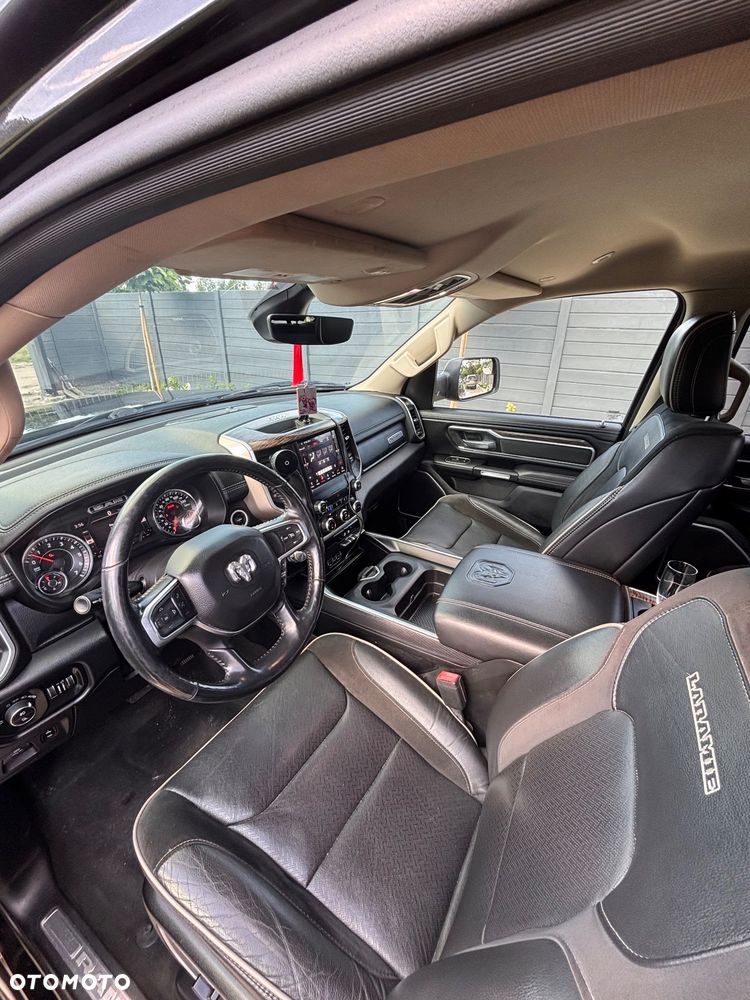 RAM 1500 Quad Cab Laramie - 12
