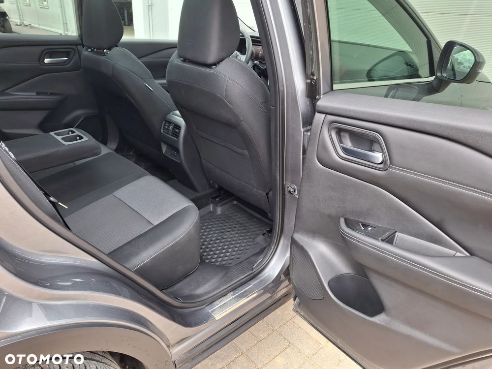 Nissan Qashqai 1.3 DIG-T MHEV N-Connecta - 32
