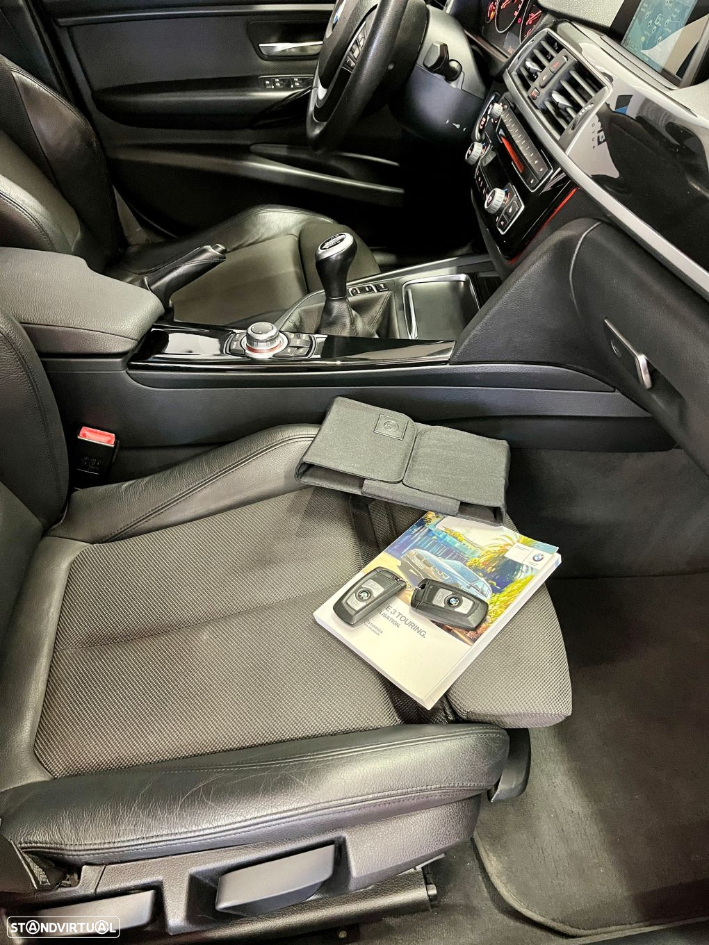 BMW 318 d Touring Advantage - 30