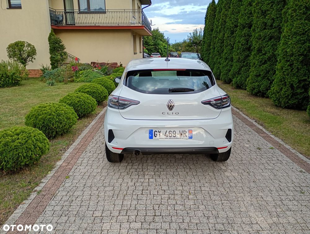 Renault Clio - 9
