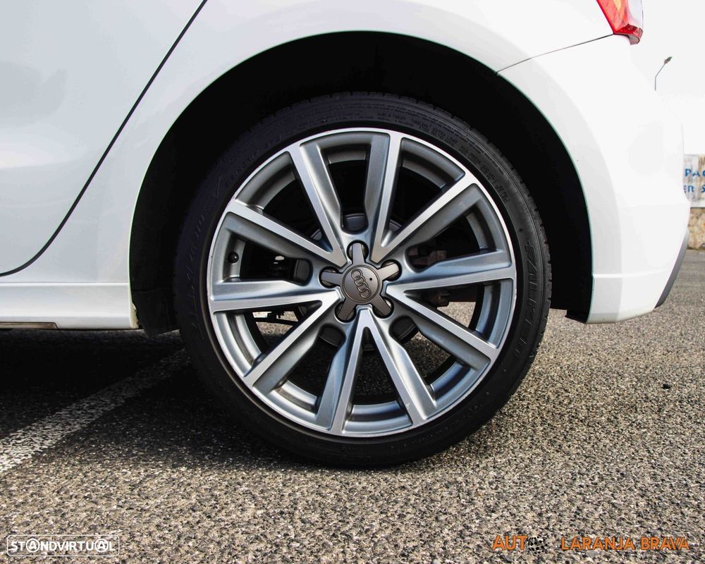 Audi A1 Sportback 1.6 TDI S-line - 18