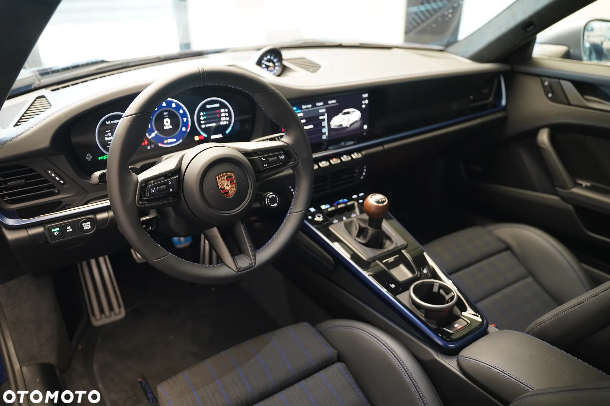 Porsche 911 Carrera T - 8
