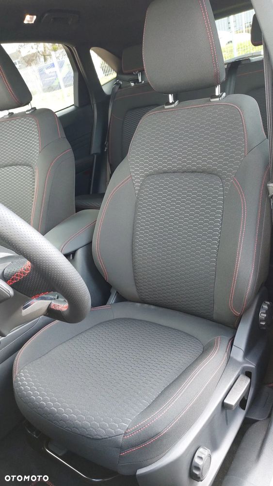 Ford Kuga 1.5 EcoBoost FWD ST-Line - 30