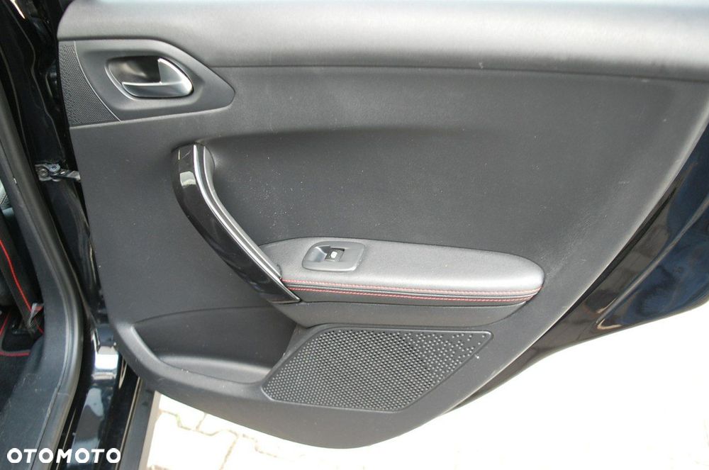 Peugeot 2008 - 33