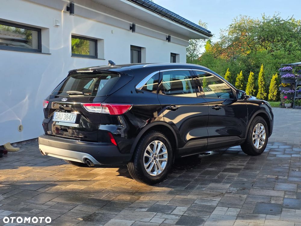 Ford Kuga 1.5 EcoBoost FWD Titanium - 4