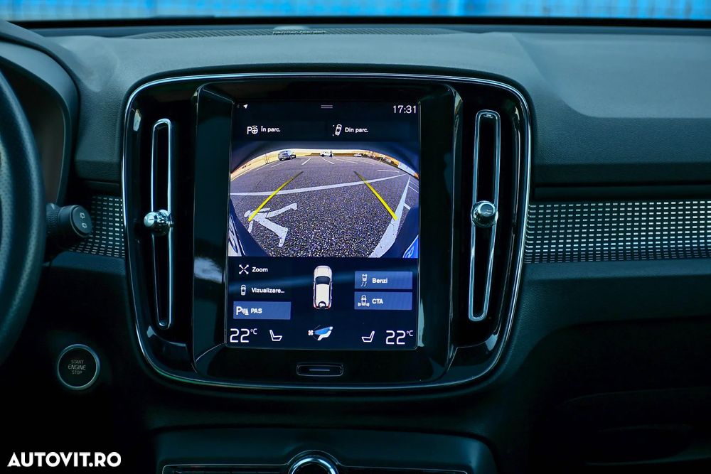 Volvo XC 40 D4 AWD Geartronic R-Design - 33