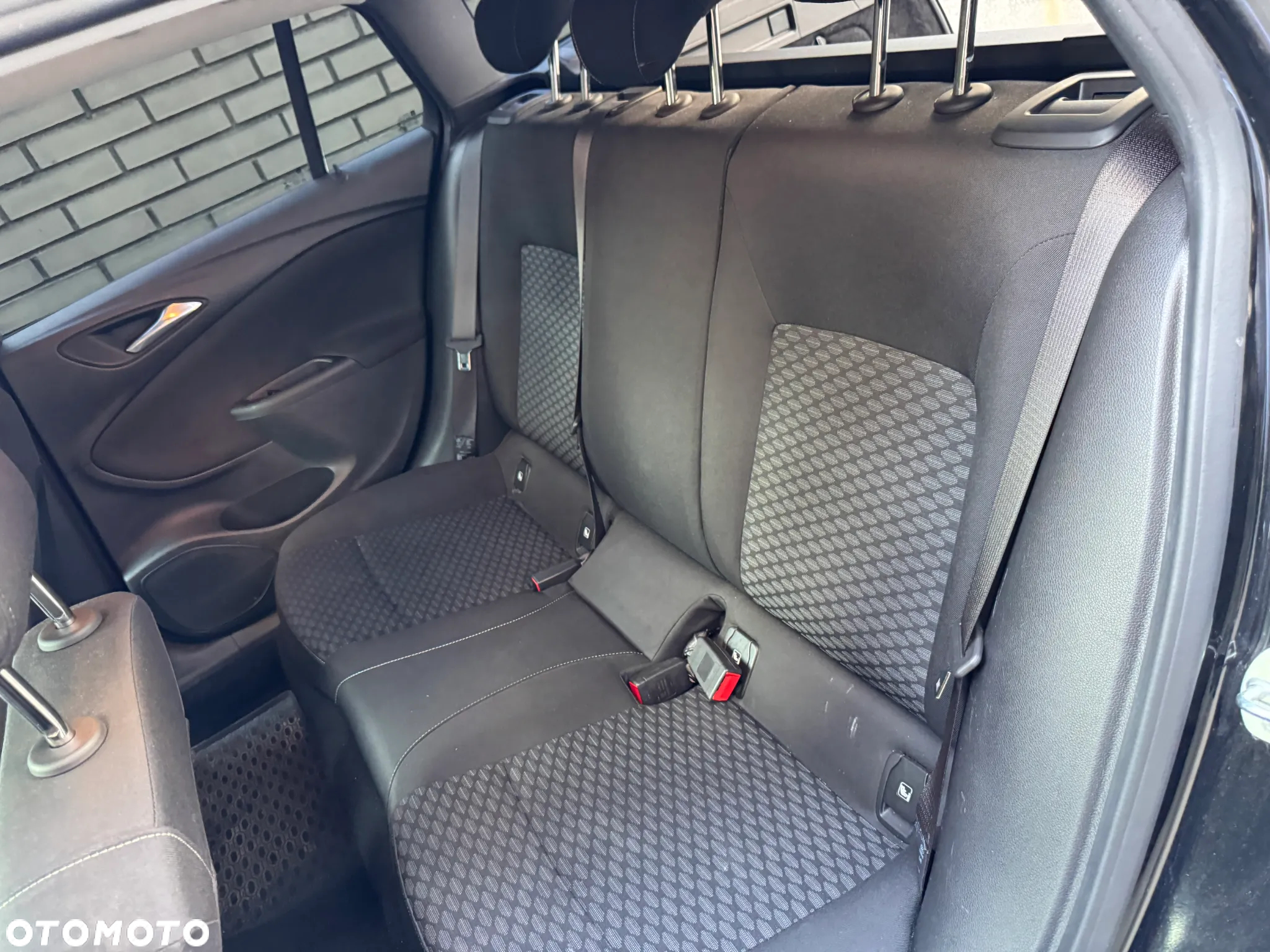 Opel Astra V 1.5 CDTI Edition S&S - 12