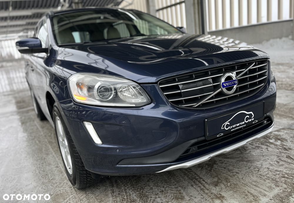 Volvo XC 60 D4 Geartronic Momentum - 4