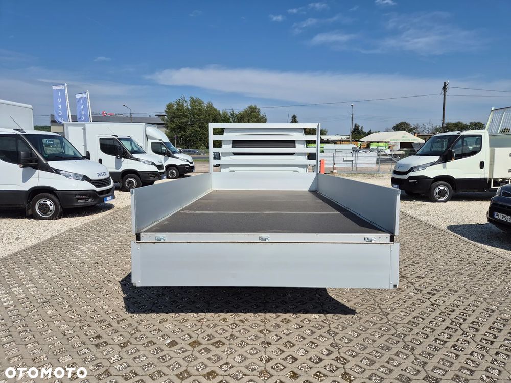 Iveco Daily 35S16, nowa skrzynia 4,40 x 2,30m, klimatyzacja - 6