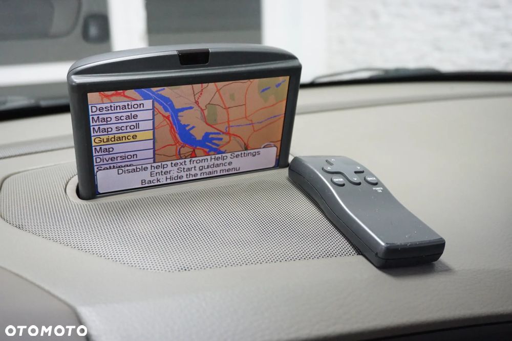 Volvo V70 D5 Comfort - 25