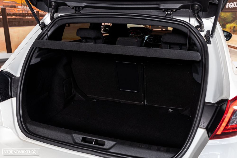 Peugeot 308 1.5 BlueHDi GT Line - 29