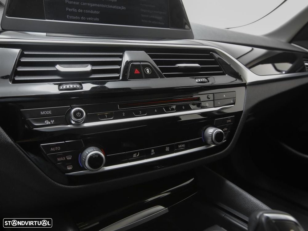 BMW 530 e iPerformance Line Sport - 21