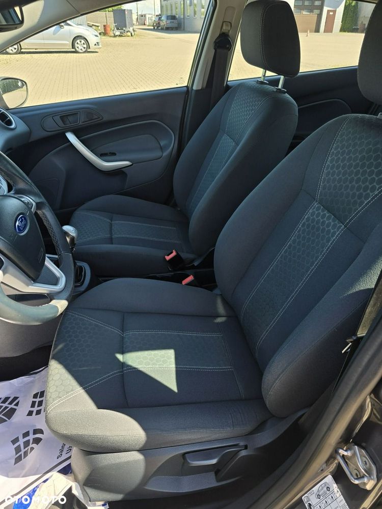 Ford Fiesta - 14