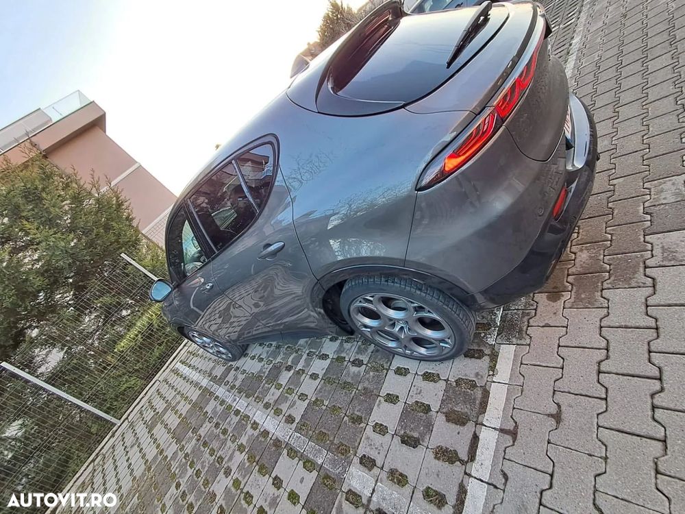 Alfa Romeo Tonale 1.5 FWD AT MHEV Edizione Speciale - 14