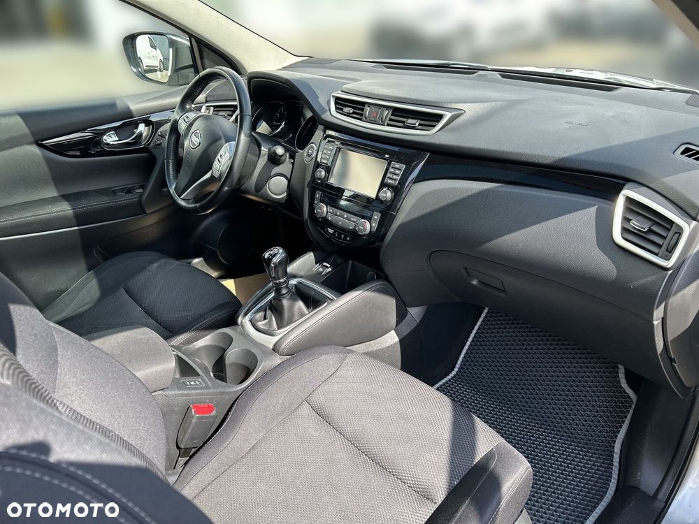 Nissan Qashqai 1.2 DIG-T N-Connecta - 13