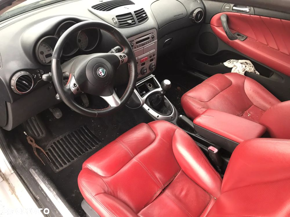 Alfa Romeo GT - 11