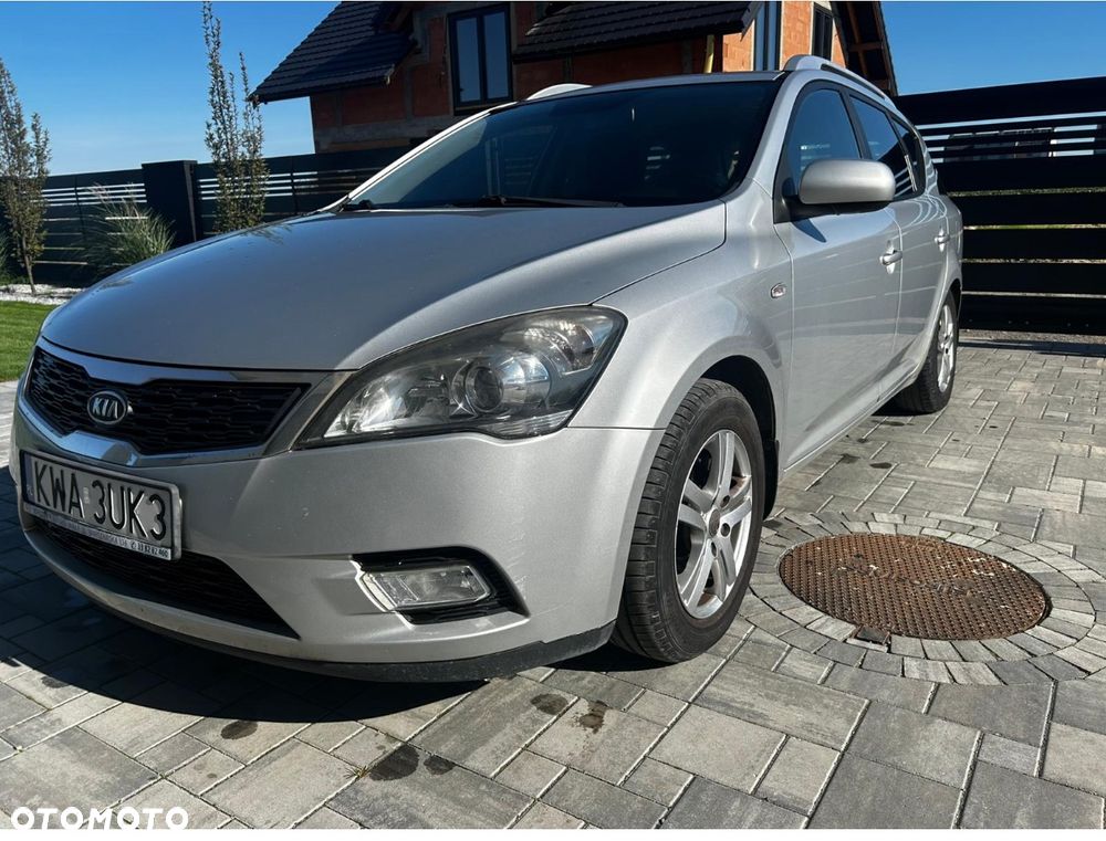 Kia Ceed - 7
