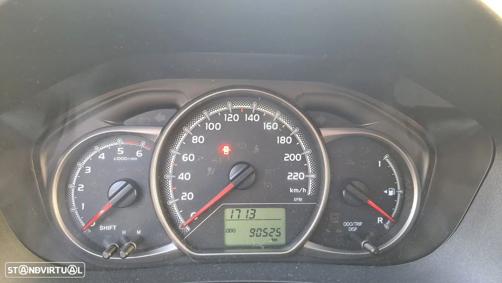 Toyota Yaris 1.4 D-4D Comfort 99g - 7