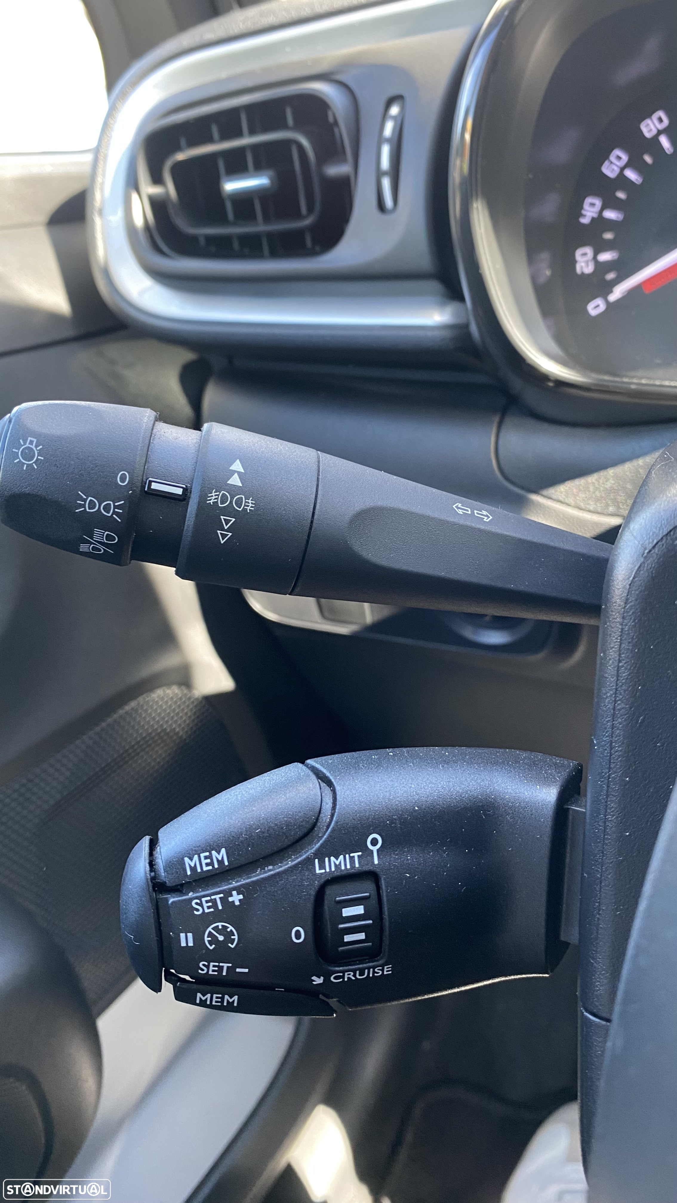 Citroën C3 1.5 BlueHDi Shine - 31
