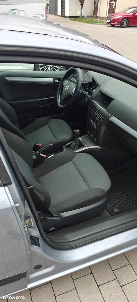 Opel Astra 1.6 Enjoy - 5