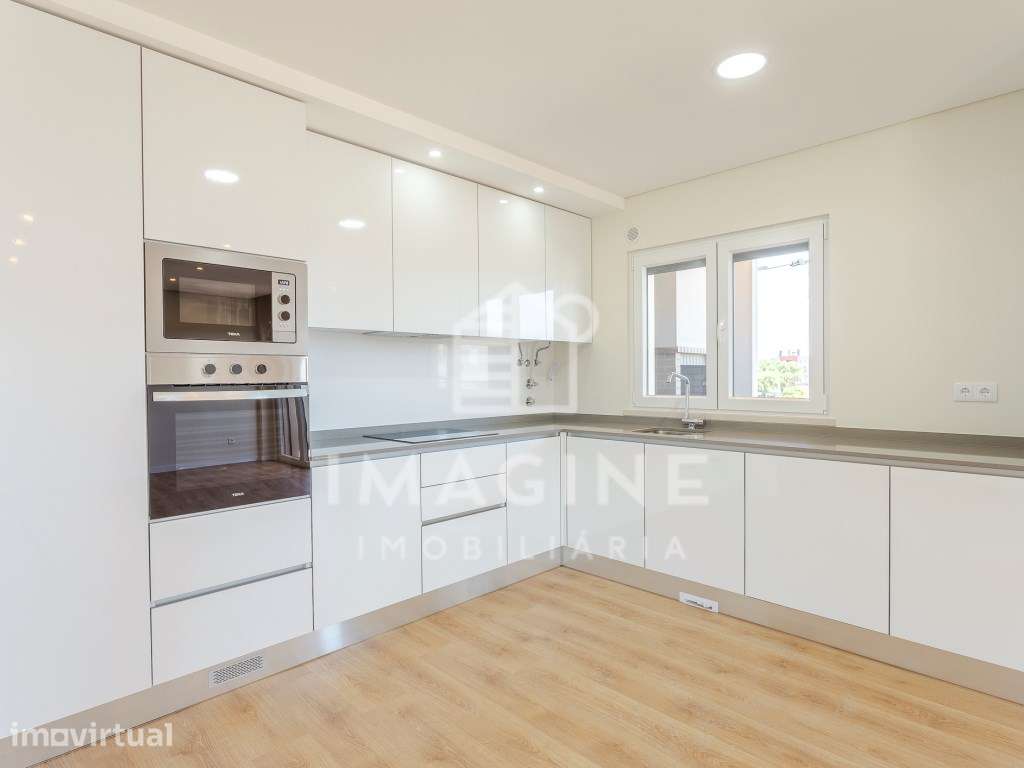 ***Apartamento T3 na Quinta da Amizade, Setúbal - Modernidade e Co... - Grande imagem: 2/28