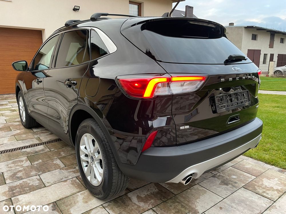 Ford Kuga - 14