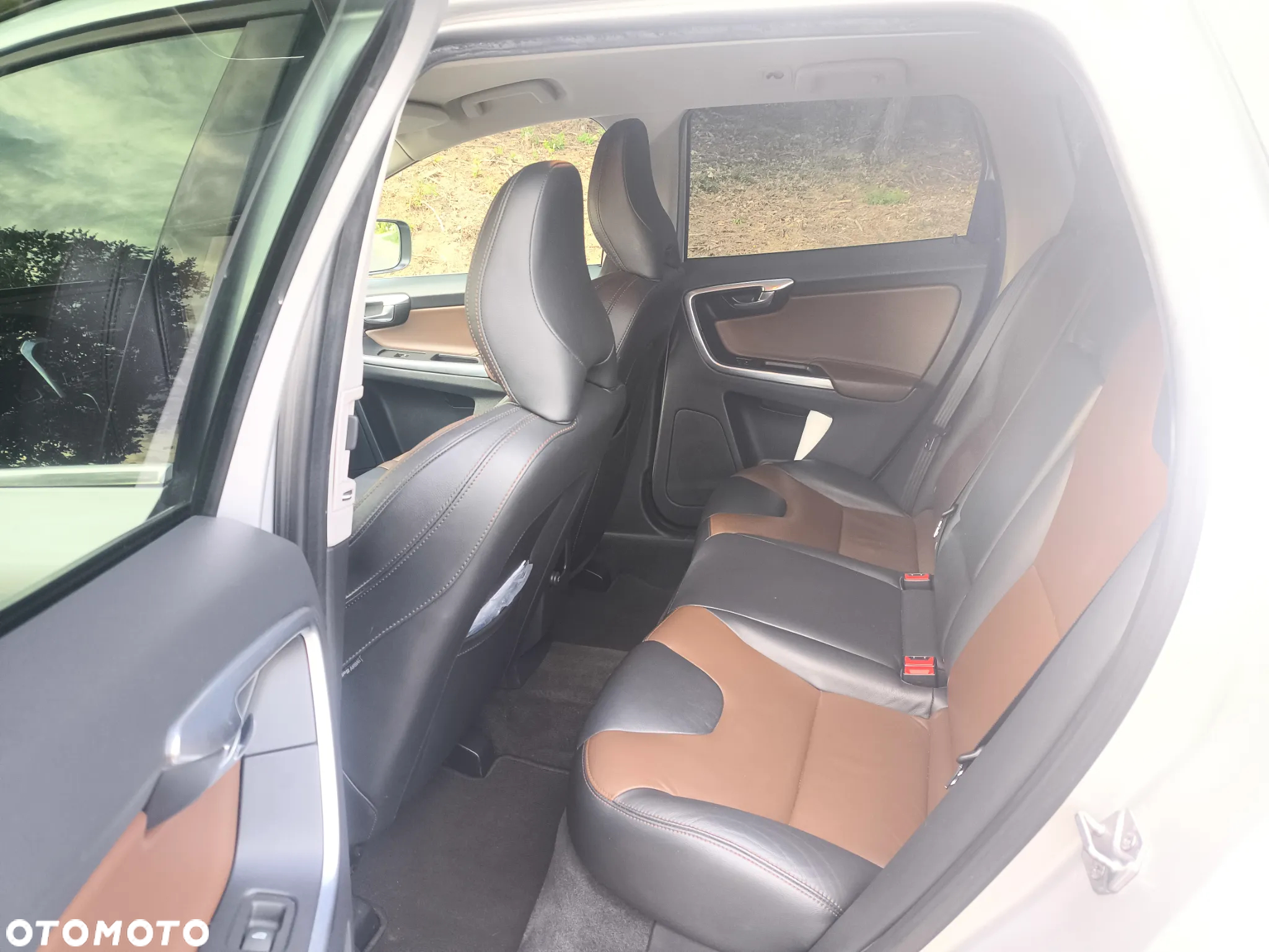 Volvo XC 60 D4 Drive-E Momentum - 11