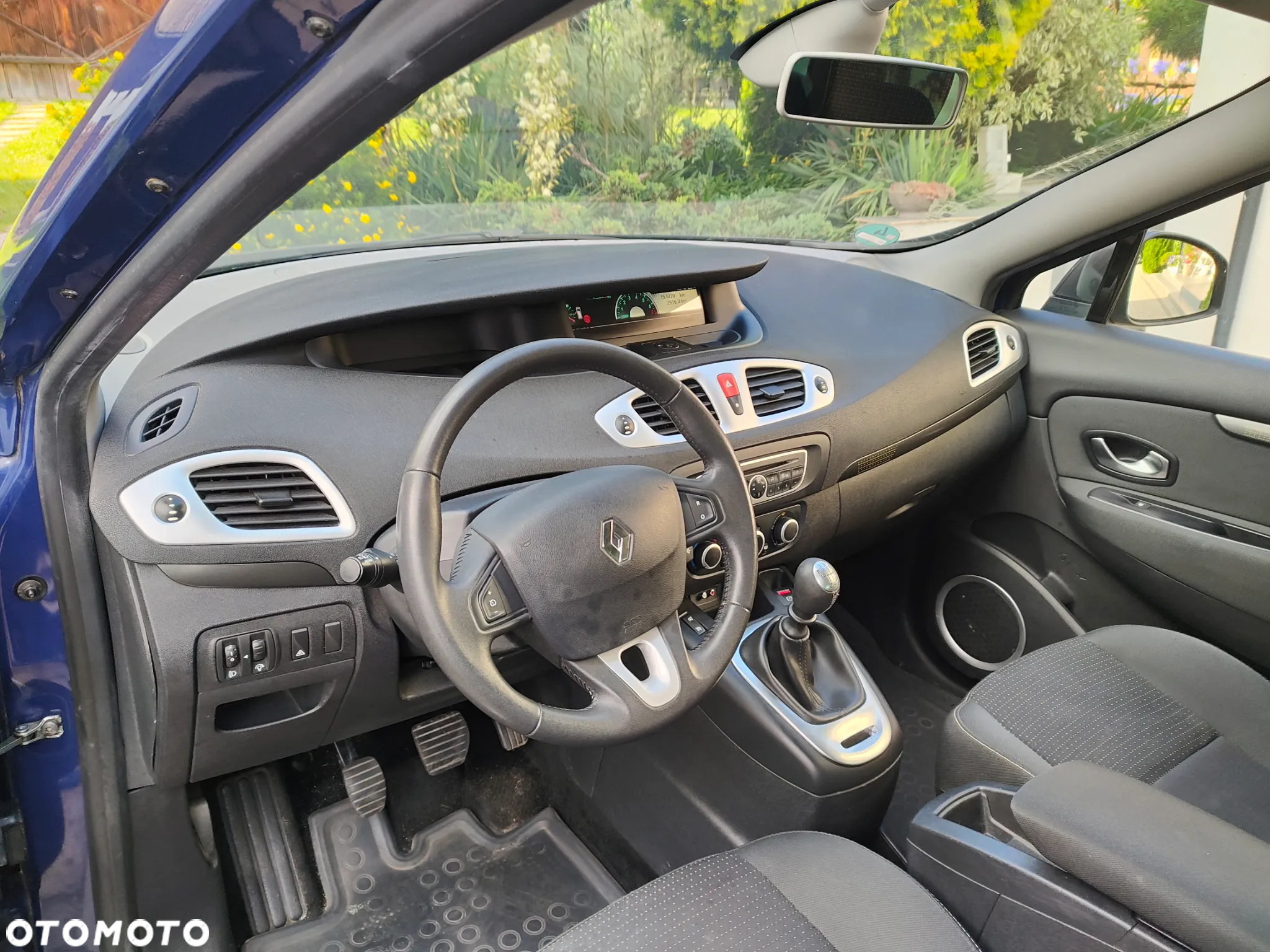 Renault Scenic - 8