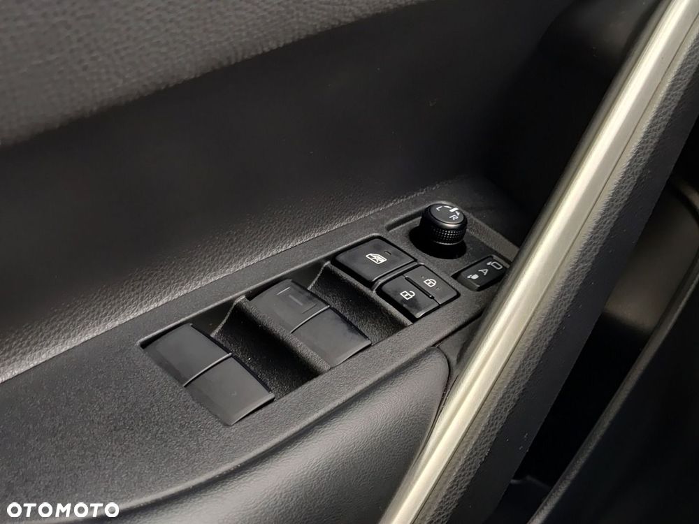 Toyota Corolla Cross 2.0 Hybrid Style - 19