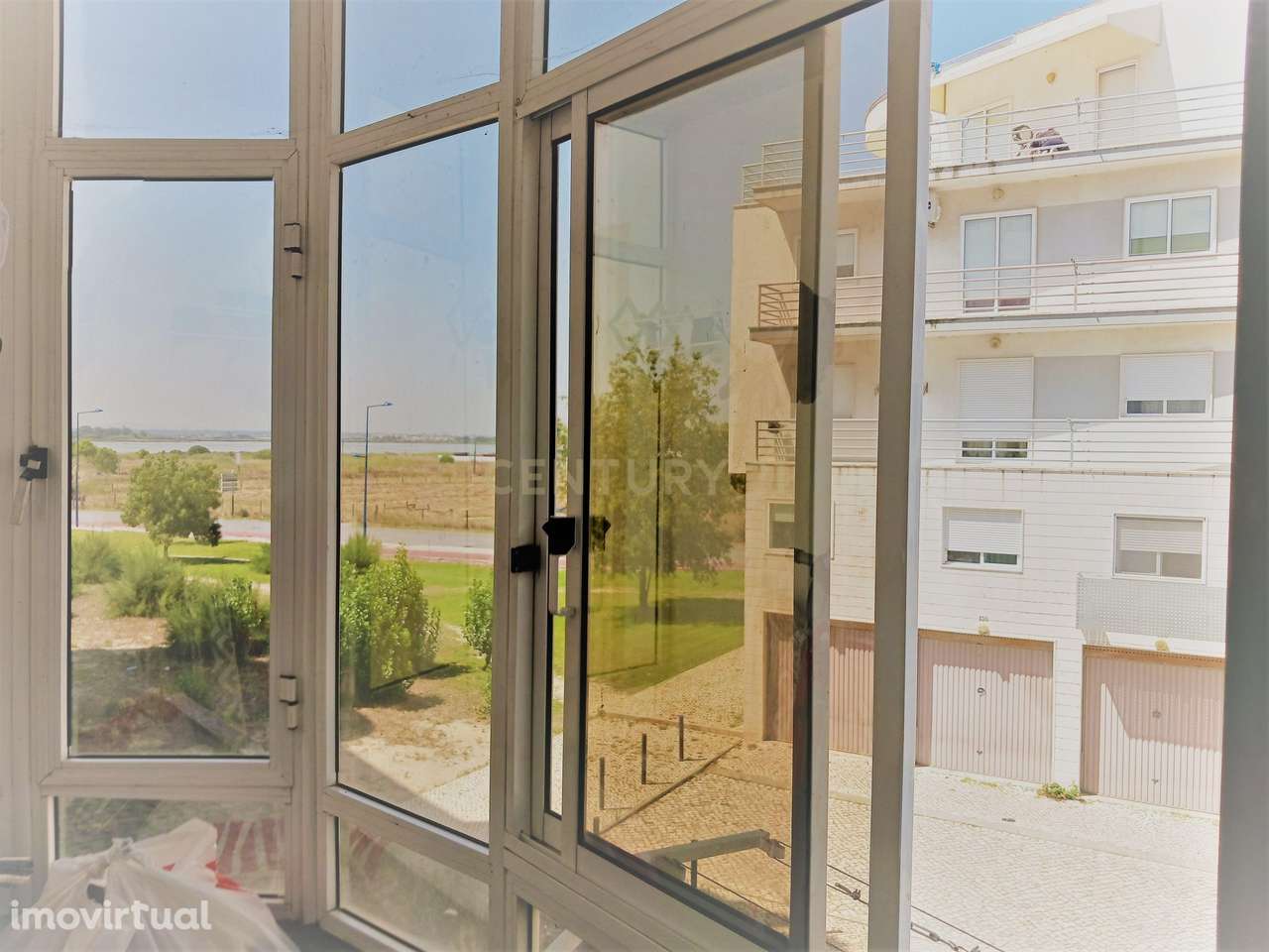 Apartamento T2 (3 assoalhadas) – Urbanização do Saldanha, Montijo - Grande imagem: 3/19