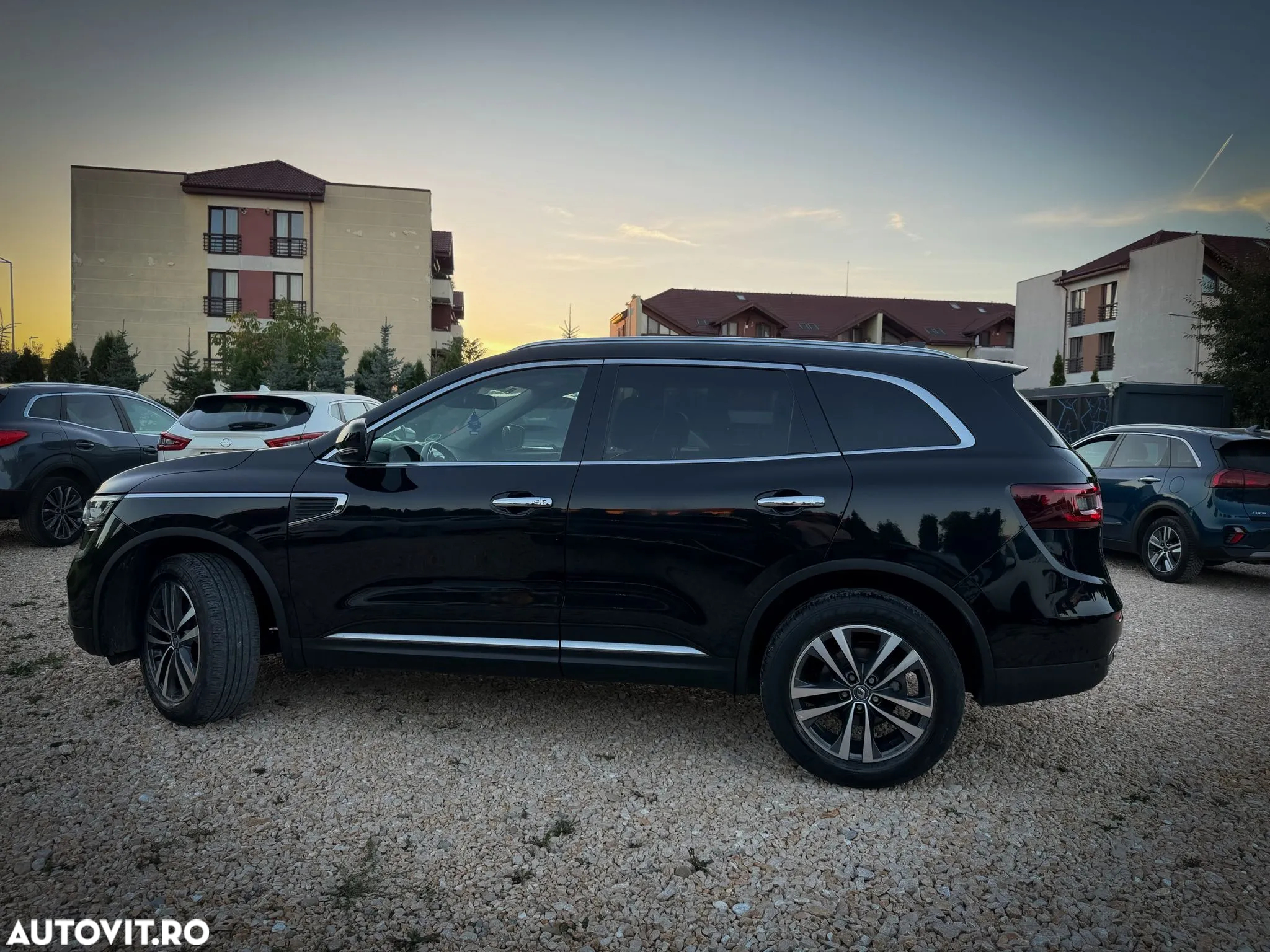 Renault Koleos ENERGY dCi 175 X-tronic 4WD INTENS - 6