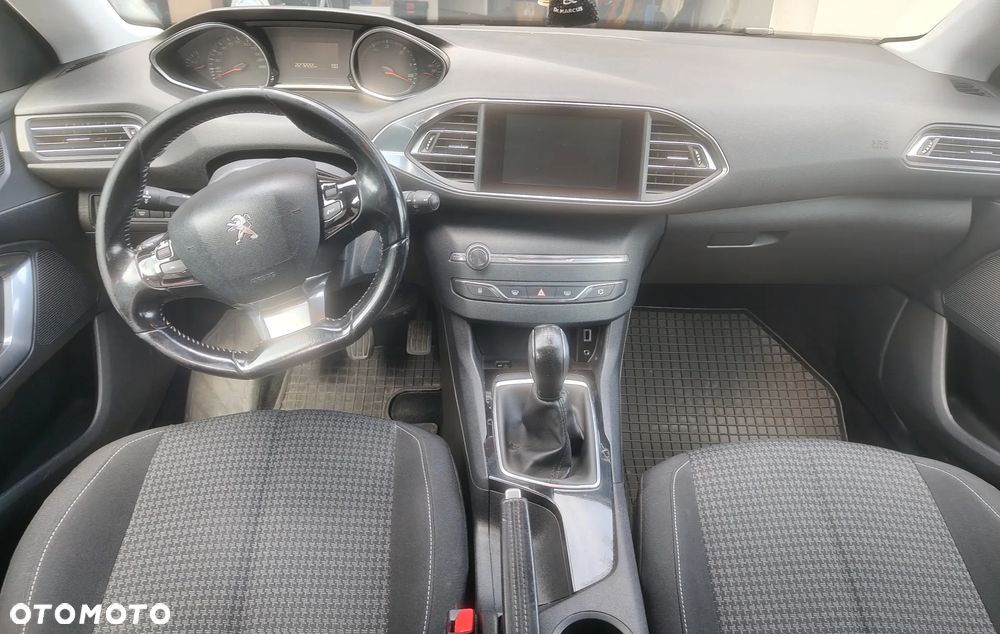 Peugeot 308 1.6 BlueHDi Style S&S - 19