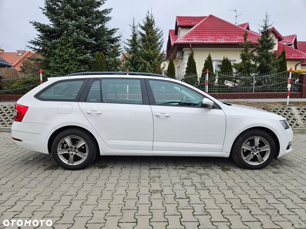 Skoda Octavia 1.6 TDI SCR Ambition - 2
